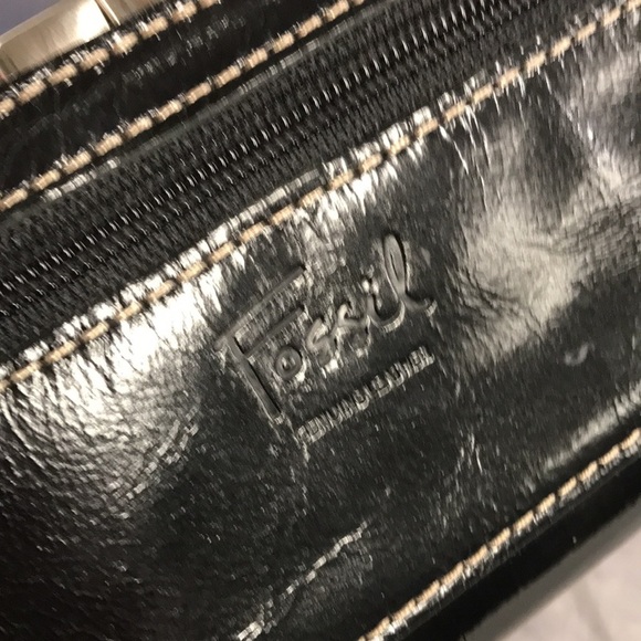 Net Fossil Executive Clutch Wallet - Picture 11 of 12